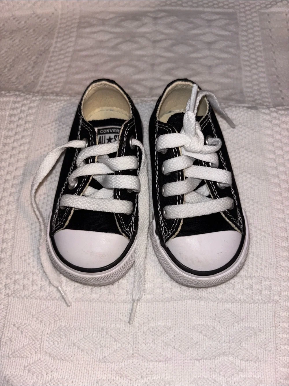 Converse toddler Black Low Top Sneakers with White Laces